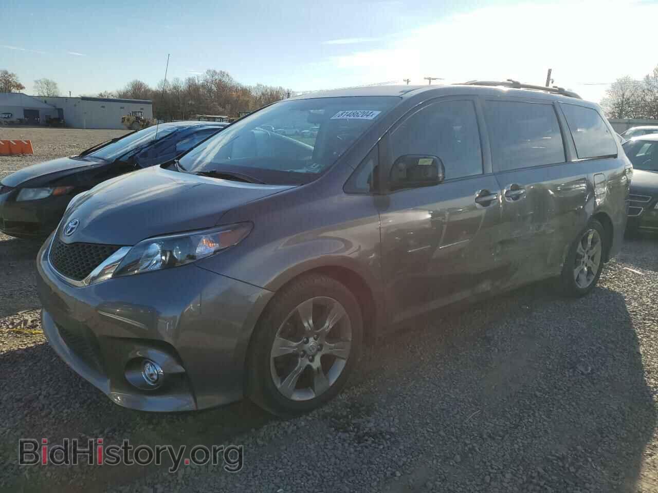 Фотография 5TDXK3DC4BS057073 - TOYOTA SIENNA 2011