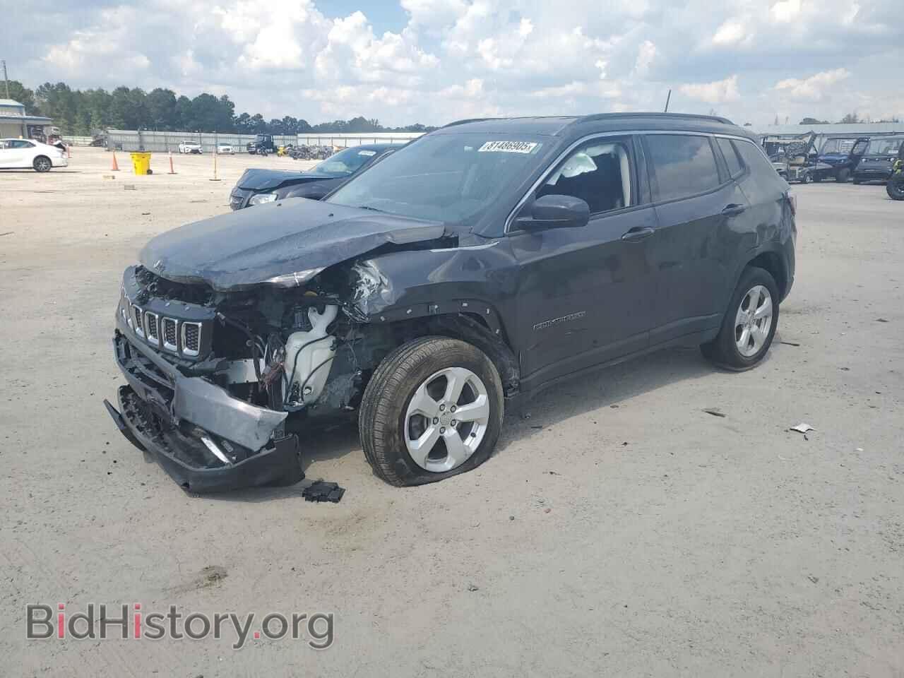 Фотография 3C4NJDBB2JT282980 - JEEP COMPASS 2018