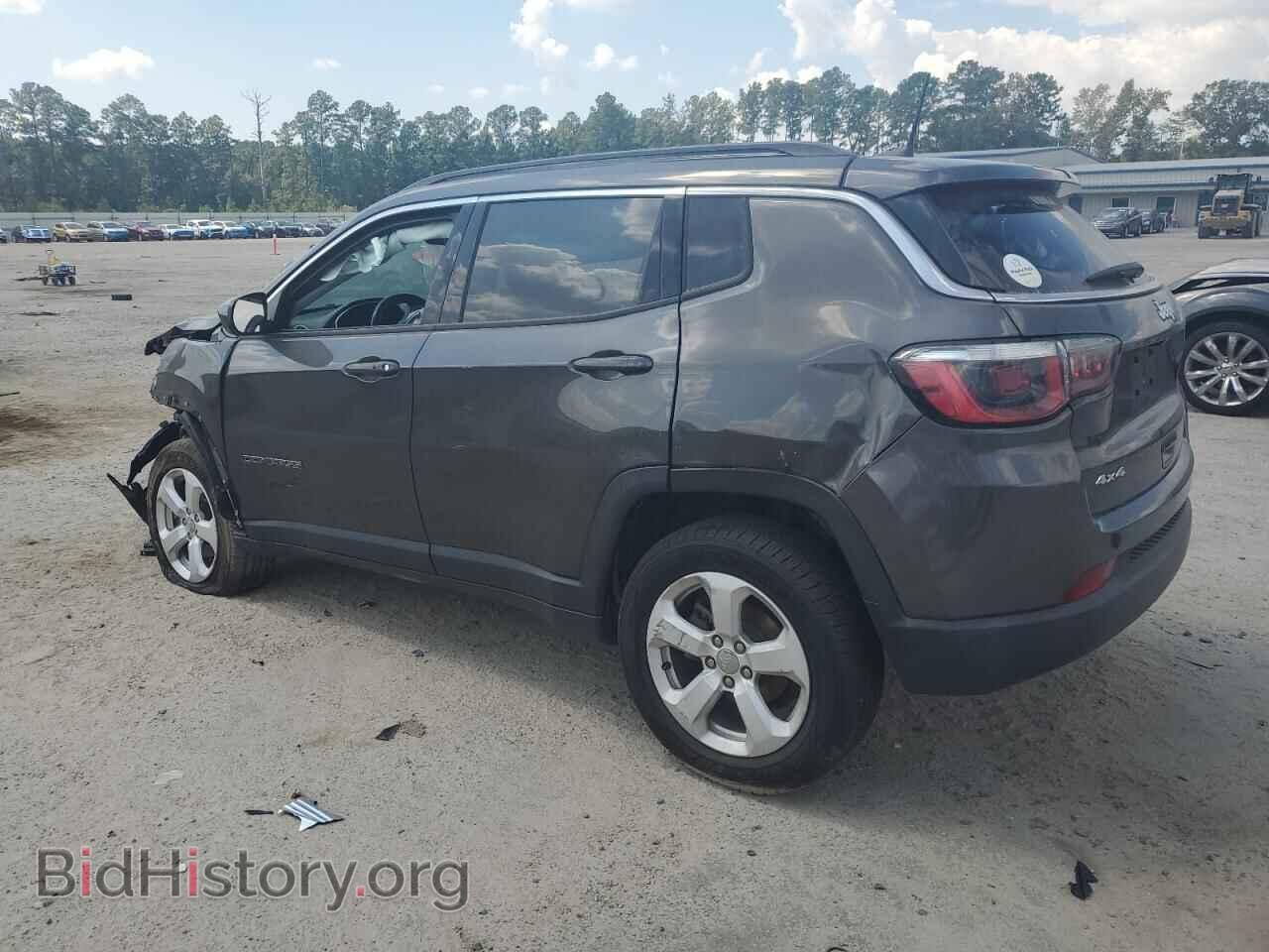 2018 JEEP COMPASS - VIN: 3C4NJDBB2JT282980 - Фото 2