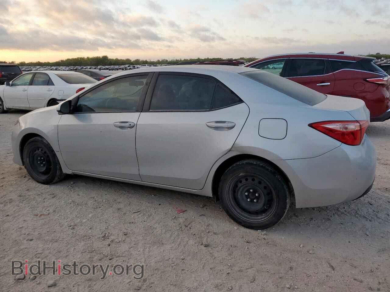 2017 TOYOTA COROLLA - VIN: 5YFBURHE5HP717755 - Фото 2