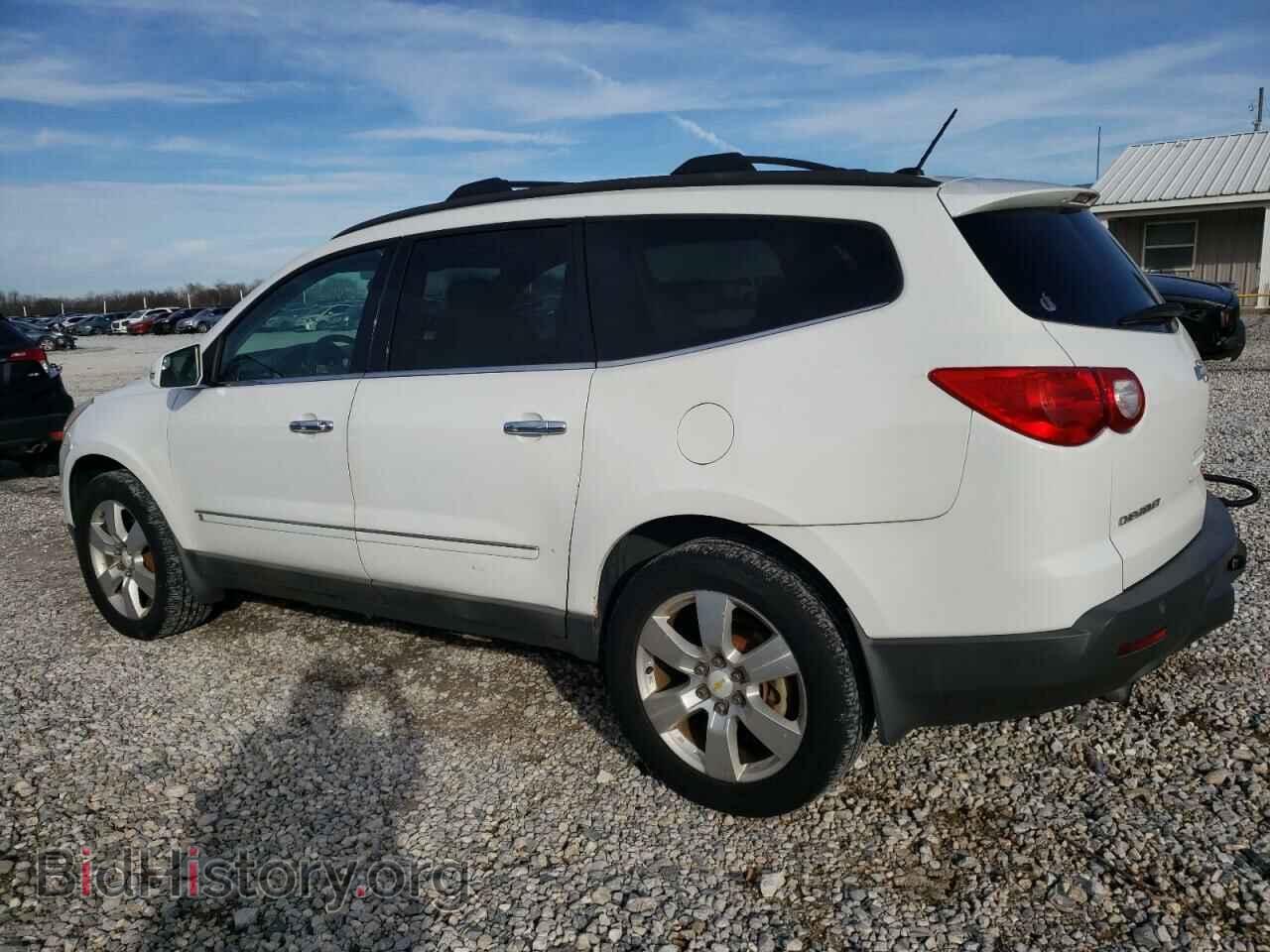 2009 CHEVROLET TRAVERSE - VIN: 1GNEV33D99S171278 - Фото 2