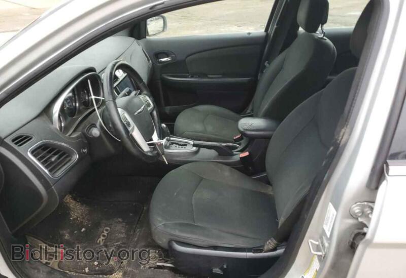 2012 Chrysler 200 (VIN 1C3CCBBB1CN144988) — photo 7 of 12