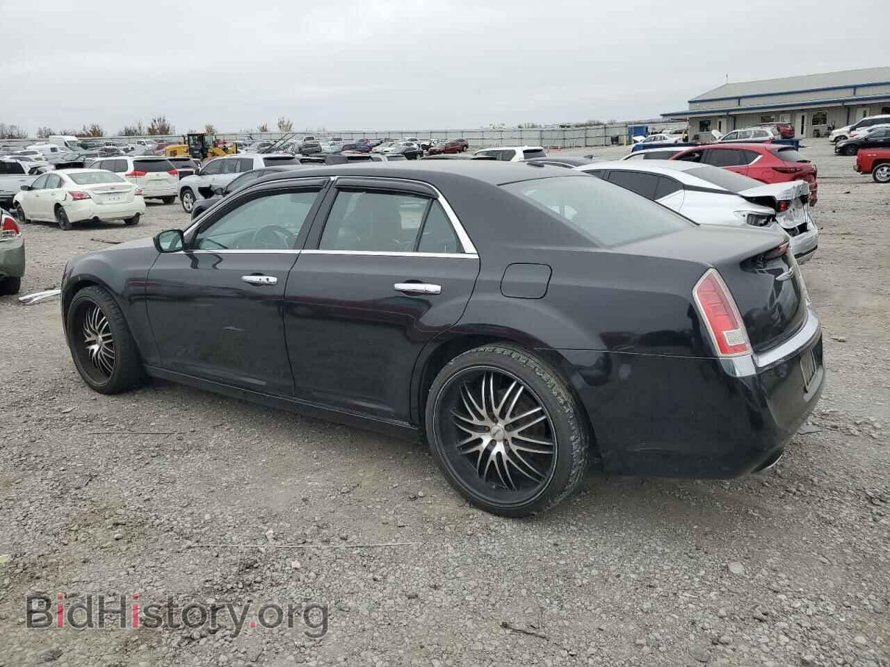 2014 CHRYSLER 300 - VIN: 2C3CCAAG1EH309425 - Фото 2