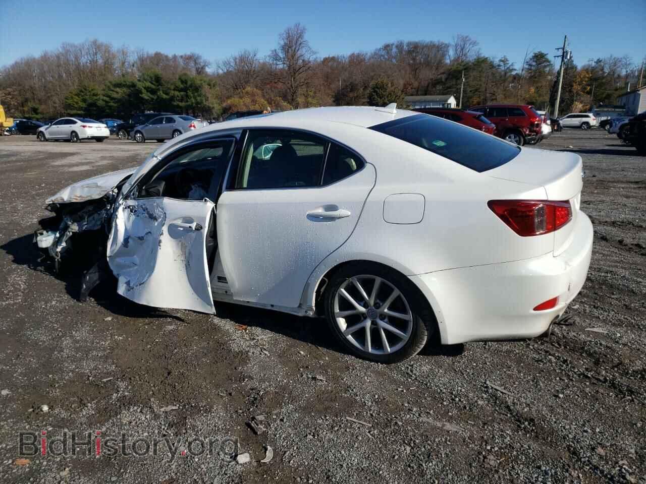 2012 LEXUS IS - VIN: JTHCF5C27C5055105 - Фото 2