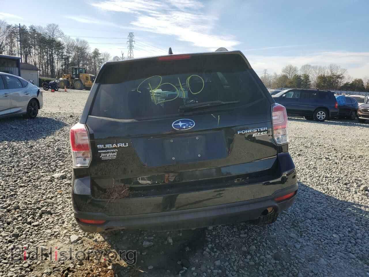 2017 SUBARU FORESTER - VIN: JF2SJAECXHH593881 - Фото 6