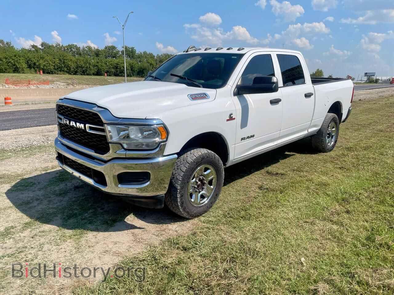 2021 RAM 2500 - VIN: 3C6UR5CLXMG606960 - Фото 2