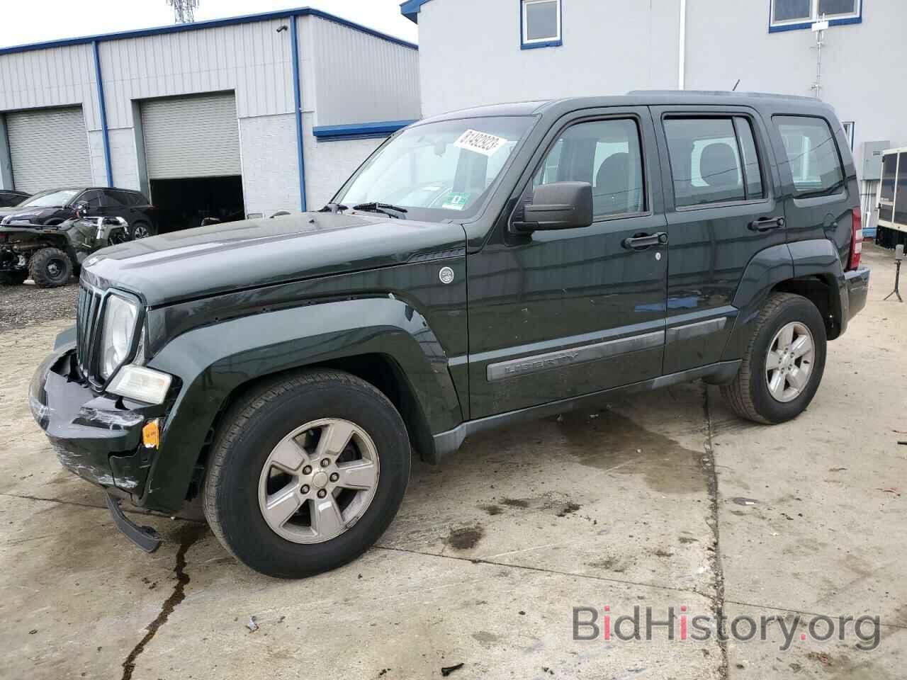 Photo 1J4PN2GK3BW592846 - JEEP LIBERTY 2011