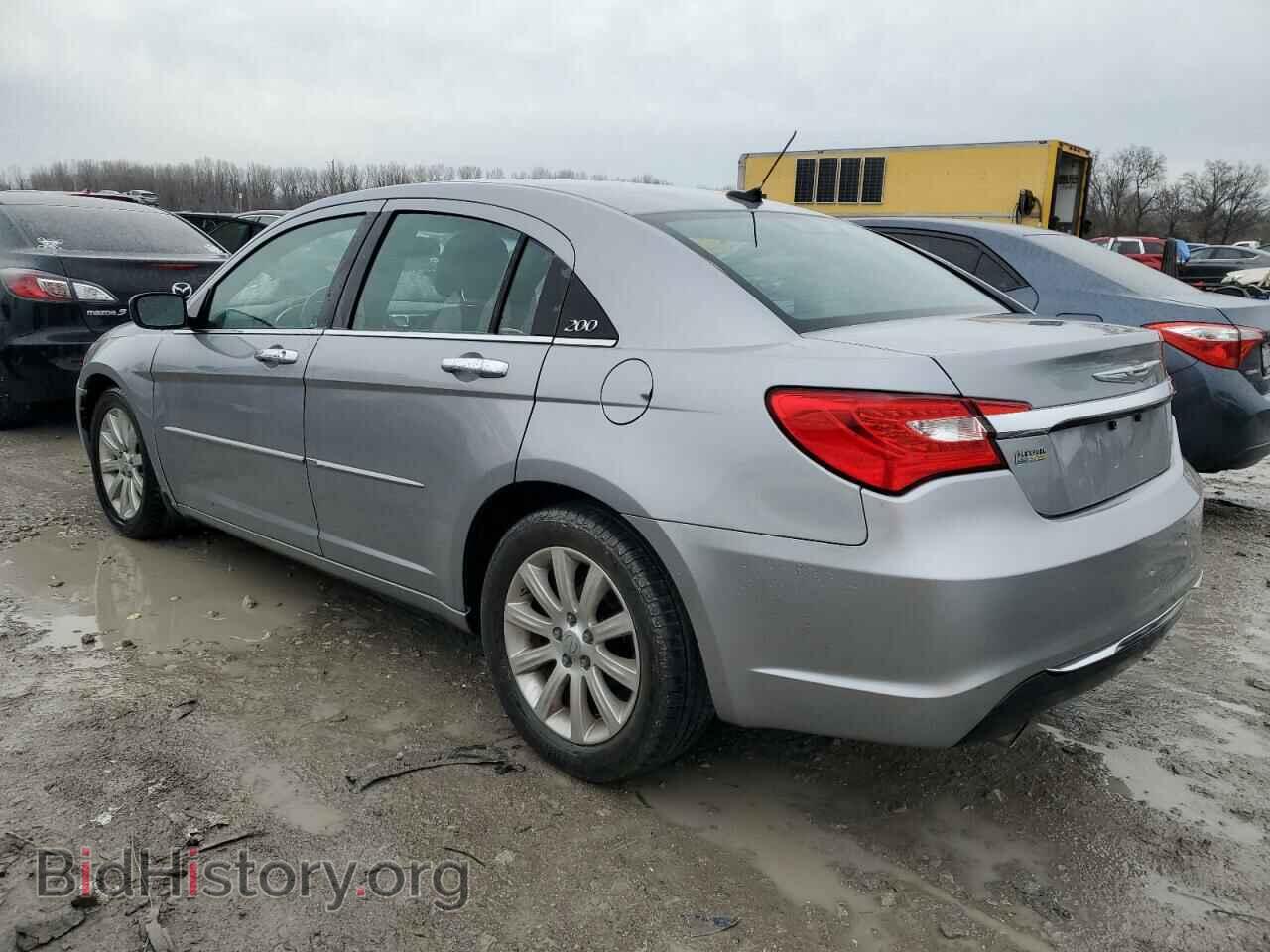 2013 CHRYSLER 200 - VIN: 1C3CCBCG9DN559150 - Фото 2