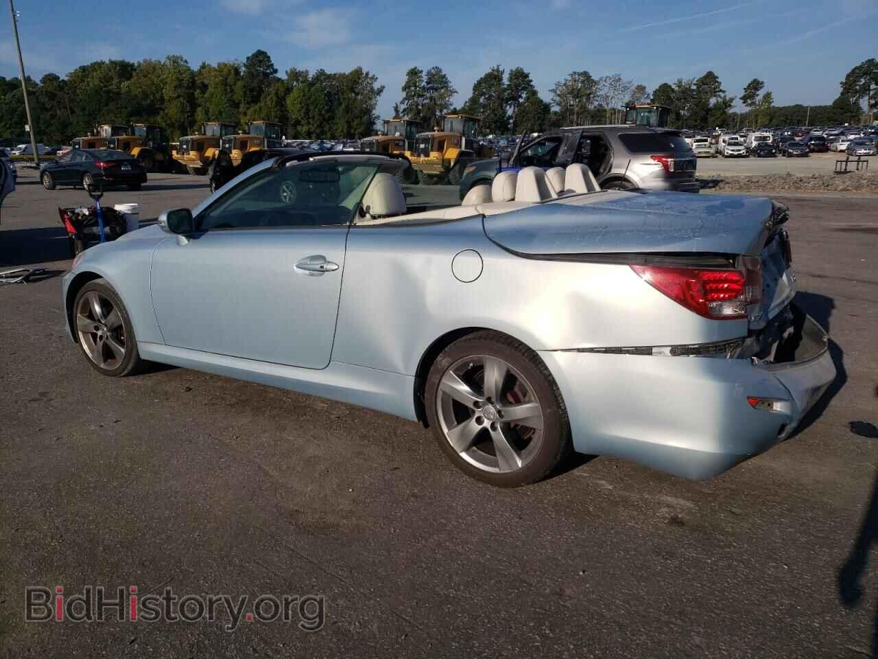 2010 LEXUS IS - VIN: JTHFF2C27A2514241 - Photo 2