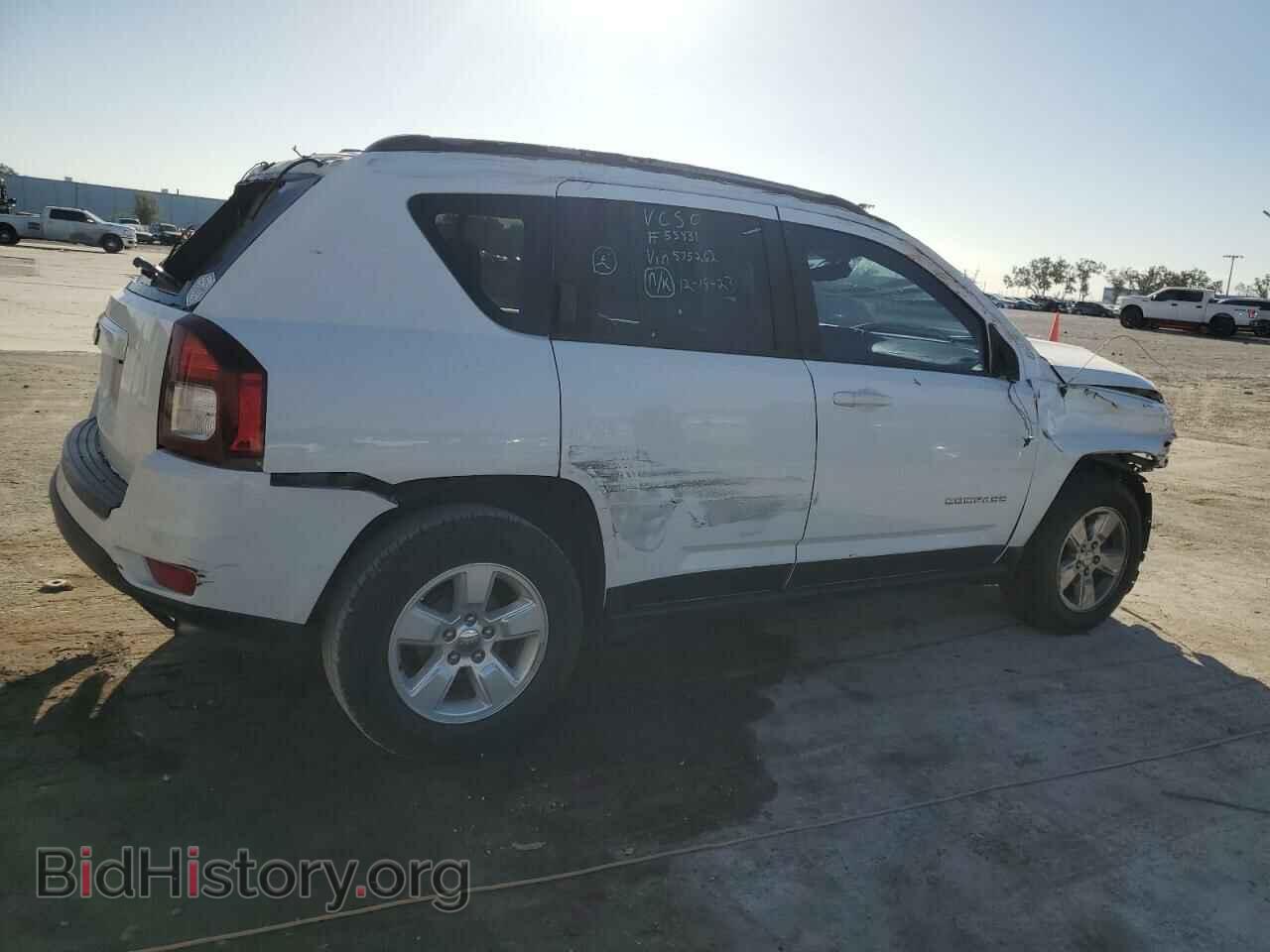 2016 JEEP COMPASS - VIN: 1C4NJCBA2GD575262 - Фото 3