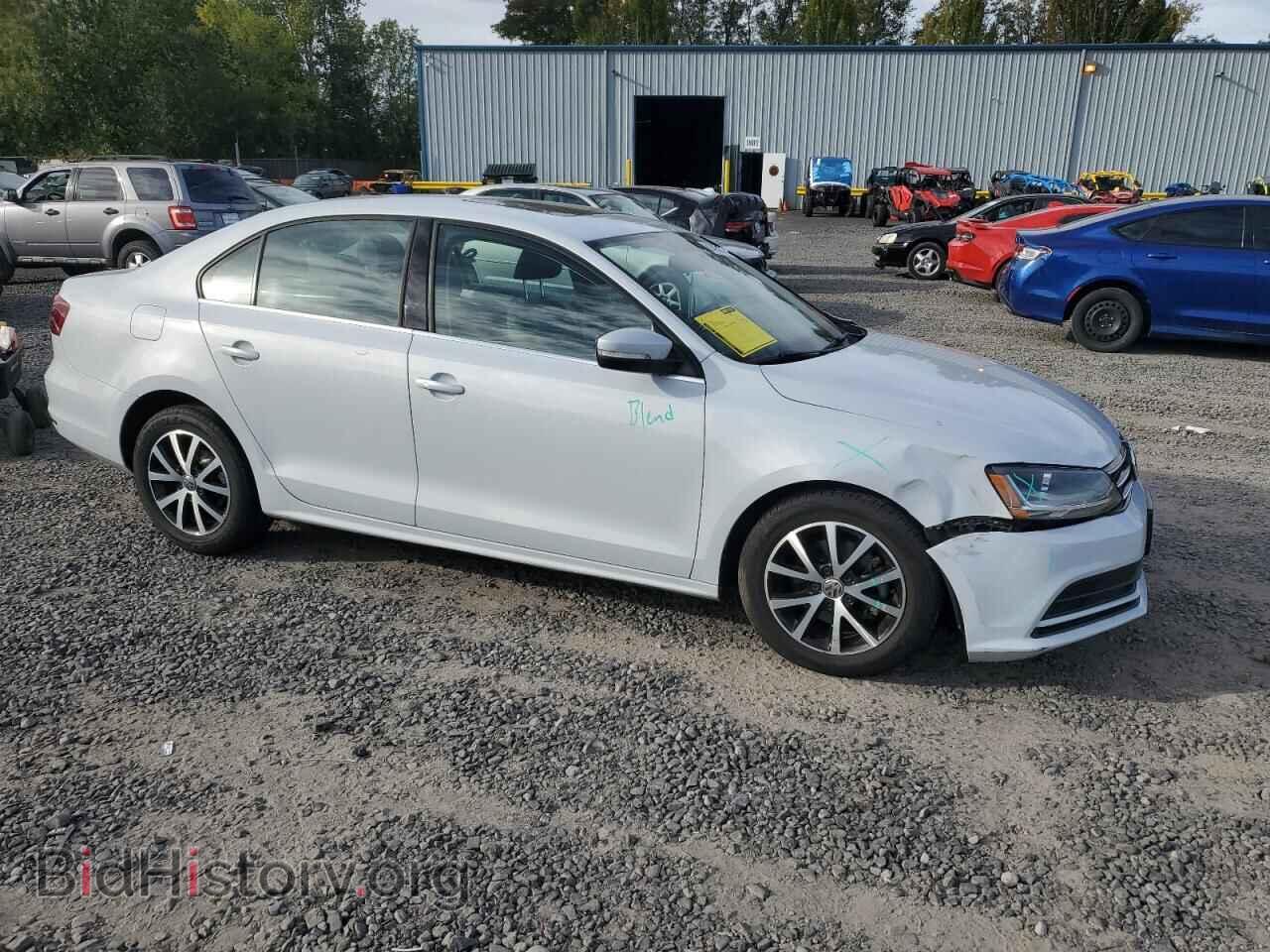2017 VOLKSWAGEN JETTA - VIN: 3VWDB7AJ8HM254198 - Фото 4