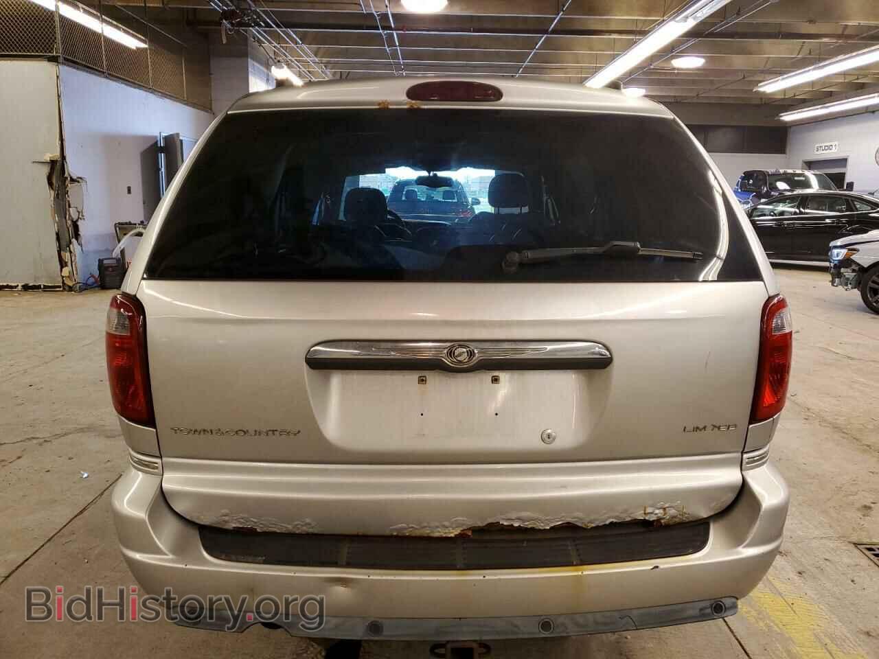 2005 CHRYSLER MINIVAN - VIN: 2C8GP64L65R292122 - Фото 6