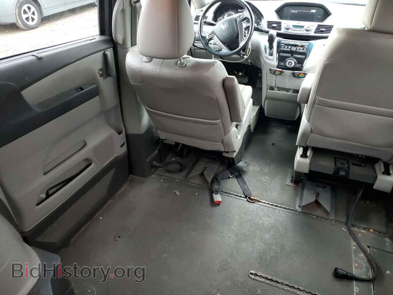 2011 HONDA All Models - VIN: 5FNRL5H63BB083786 - Фото 11