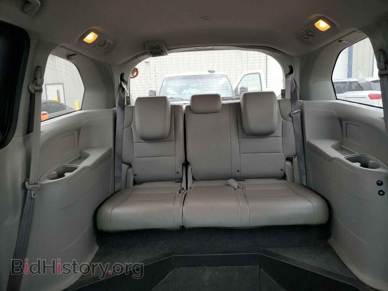 2011 HONDA All Models - VIN: 5FNRL5H63BB083786 - Фото 10
