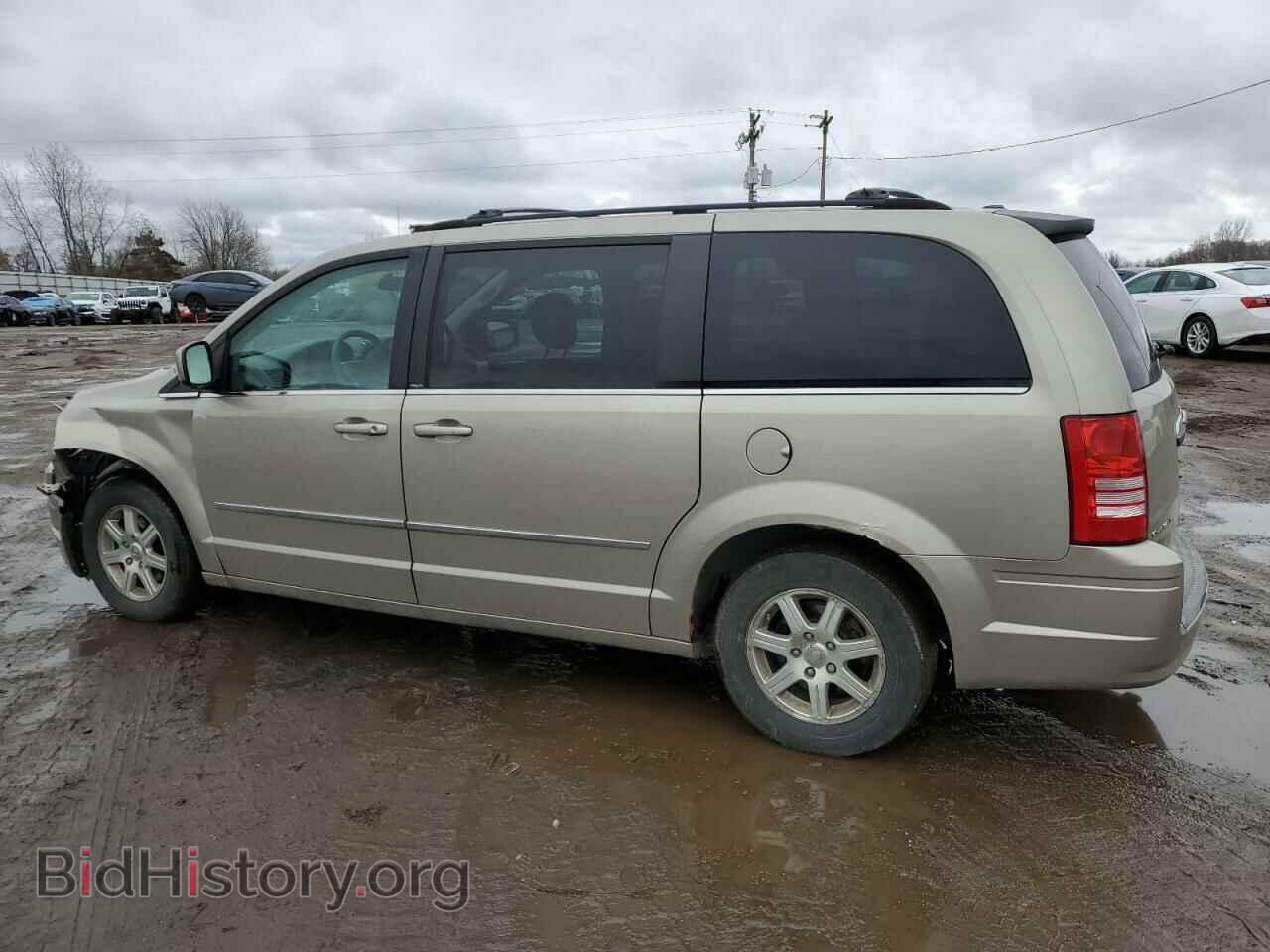 2009 CHRYSLER MINIVAN - VIN: 2A8HR54119R660035 - Фото 2