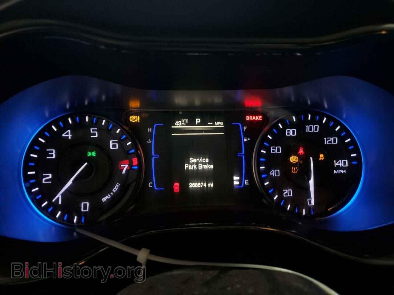 2016 CHRYSLER 200 - VIN: 1C3CCCDG2GN100681 - Фото 9
