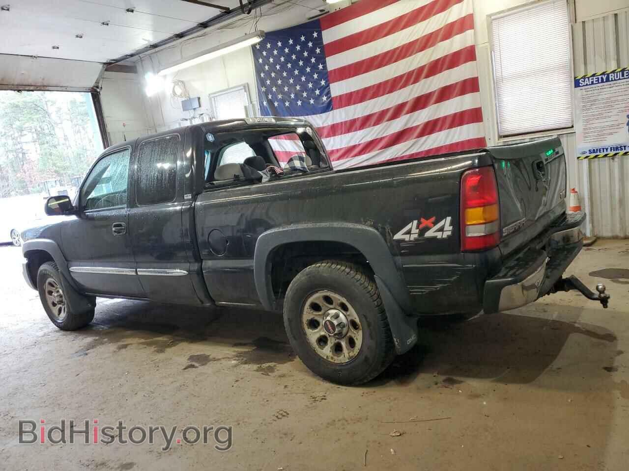 2005 GMC SIERRA - VIN: 2GTEK19B451304907 - Фото 2