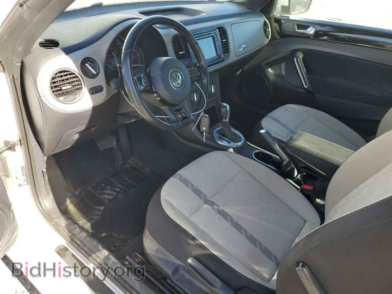 2018 VOLKSWAGEN BEETLE - VIN: 3VWFD7AT1JM706566 - Фото 8