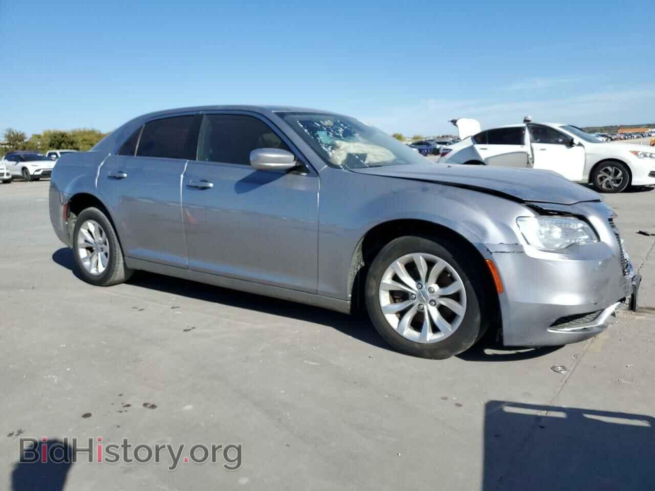 2016 CHRYSLER 300 - VIN: 2C3CCAAG9GH252698 - Фото 4