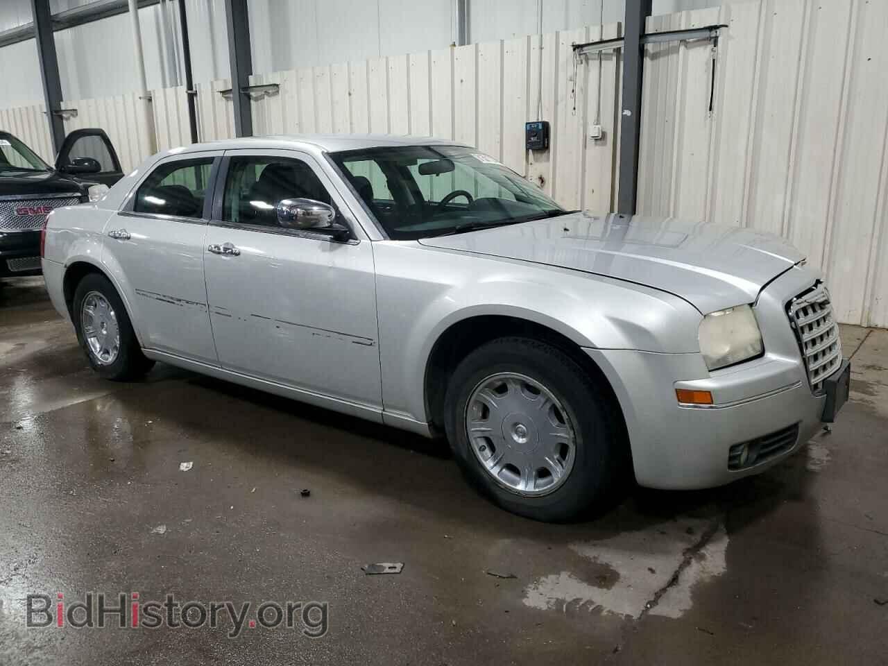 2010 CHRYSLER 300 - VIN: 2C3CA4CD8AH123501 - Photo 4