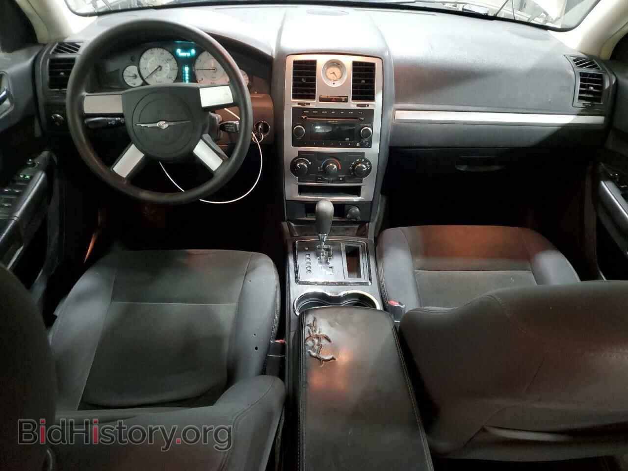 2010 CHRYSLER 300 - VIN: 2C3CA4CD8AH123501 - Photo 8