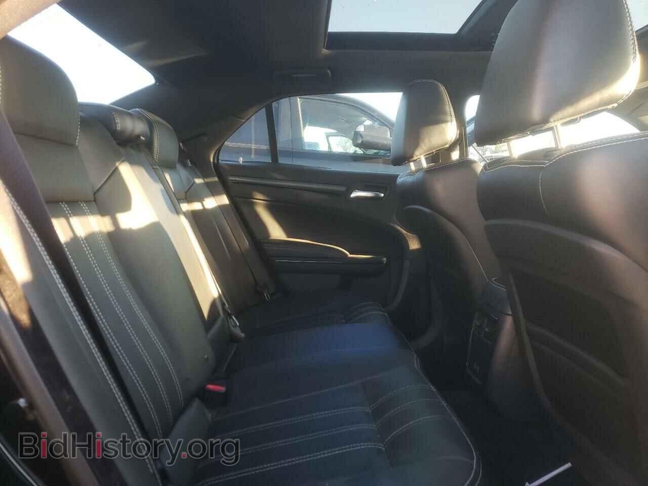 2015 CHRYSLER 300 - VIN: 2C3CCAGG1FH922914 - Фото 10