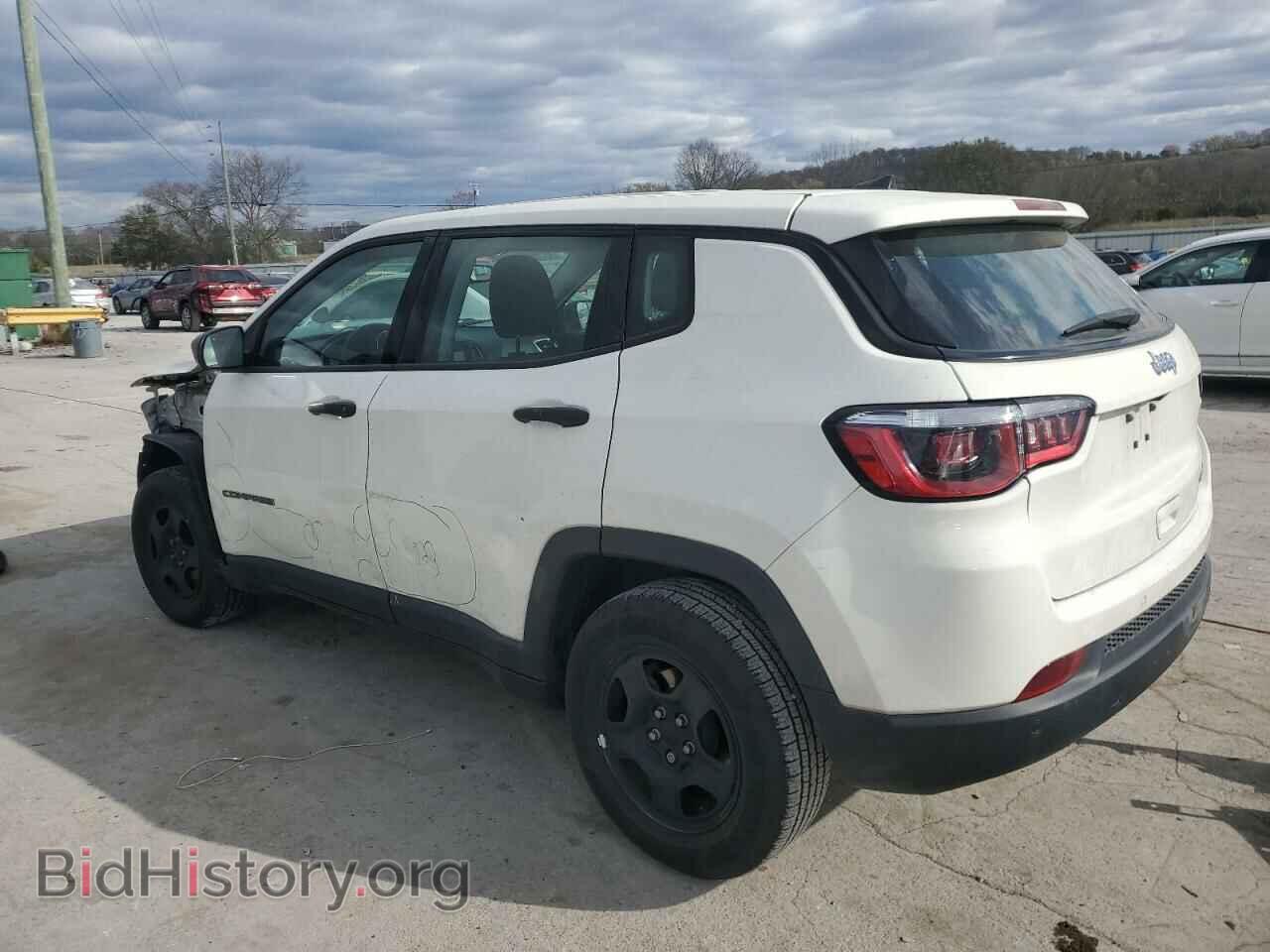 2018 JEEP COMPASS - VIN: 3C4NJCAB0JT123404 - Фото 2