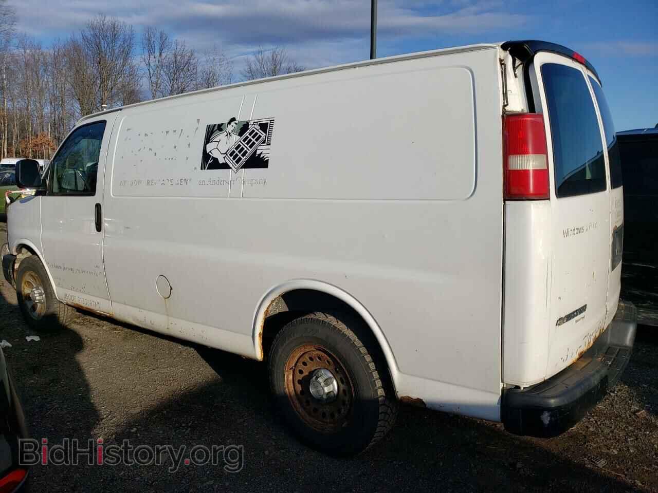 2011 CHEVROLET EXPRESS - VIN: 1GCSGAFX9B1123839 - Фото 2