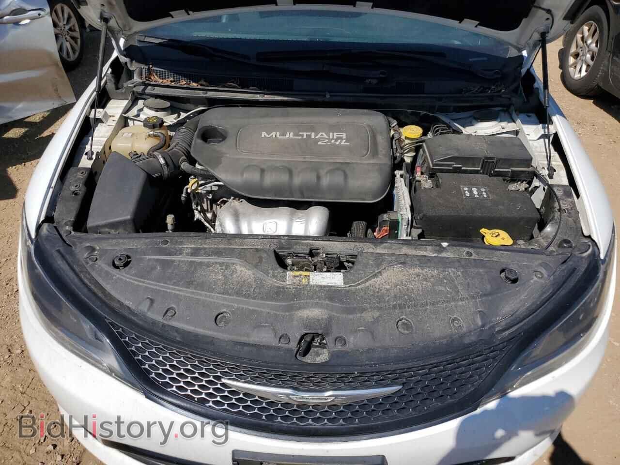 2015 CHRYSLER 200 - VIN: 1C3CCCBB0FN658776 - Фото 11