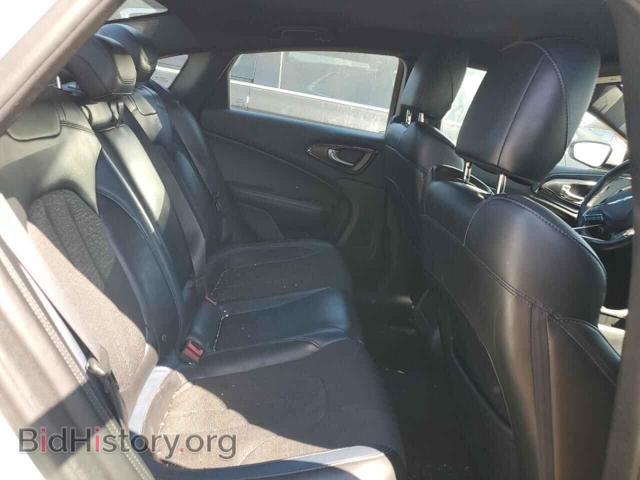 2015 CHRYSLER 200 - VIN: 1C3CCCBB0FN658776 - Фото 10
