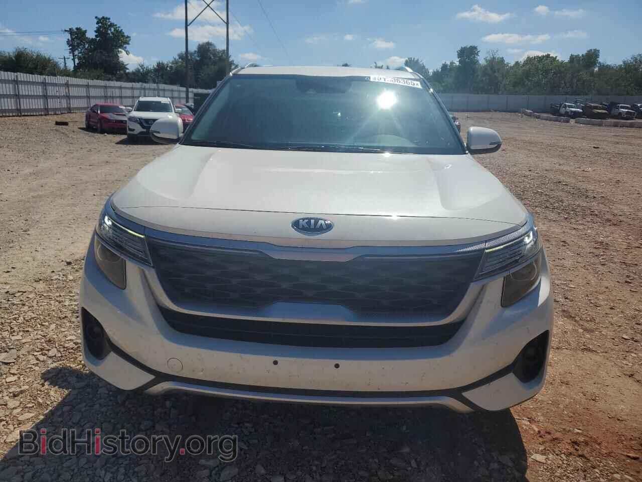 2021 KIA SELTOS - VIN: KNDERCAA1M7078711 - Фото 5