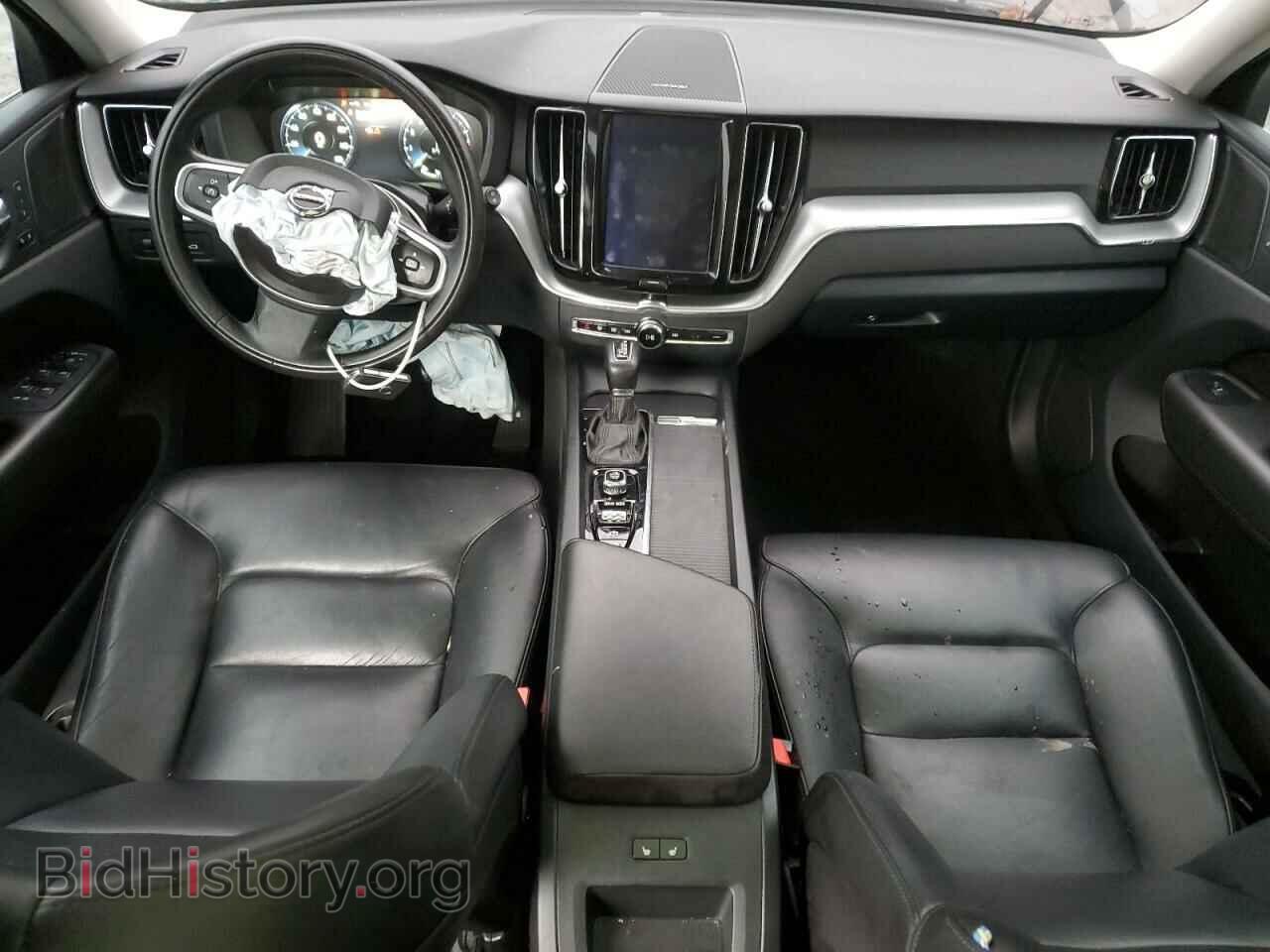 2019 VOLVO XC60 - VIN: LYV102RK4KB237309 - Фото 8