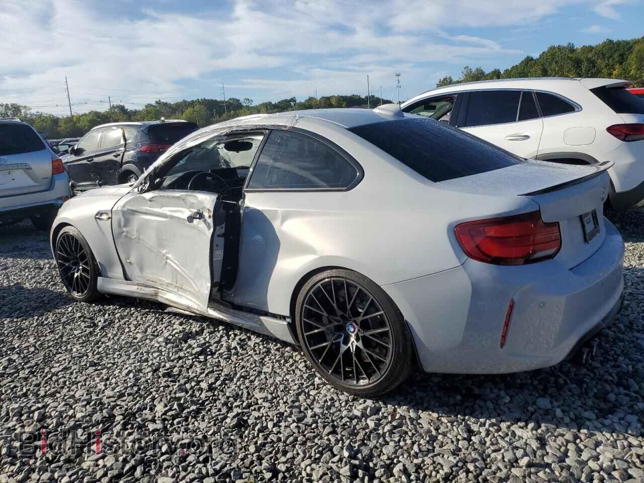 2020 BMW M2 - VIN: WBS2U7C02L7E34820 - Photo 2