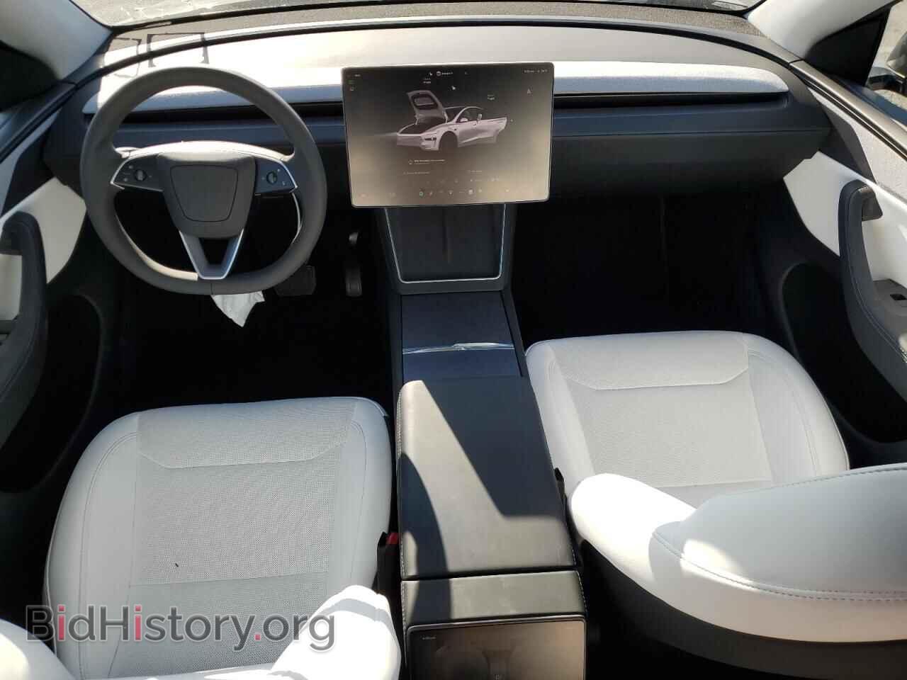 2026 TESLA MODEL Y - VIN: 7SAYGDEE0TA411902 - Photo 8