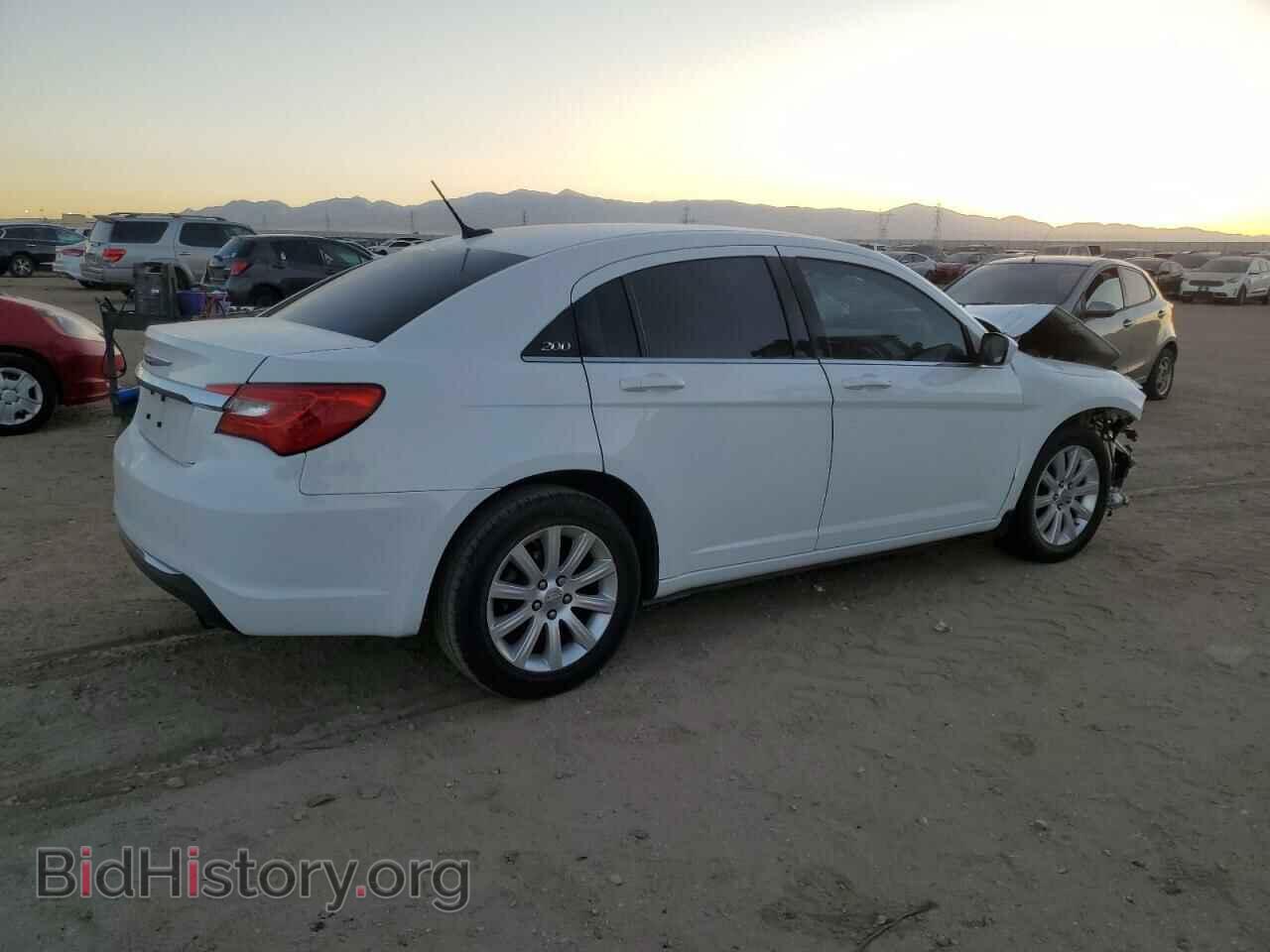 2013 CHRYSLER 200 - VIN: 1C3CCBBB6DN549441 - Фото 3