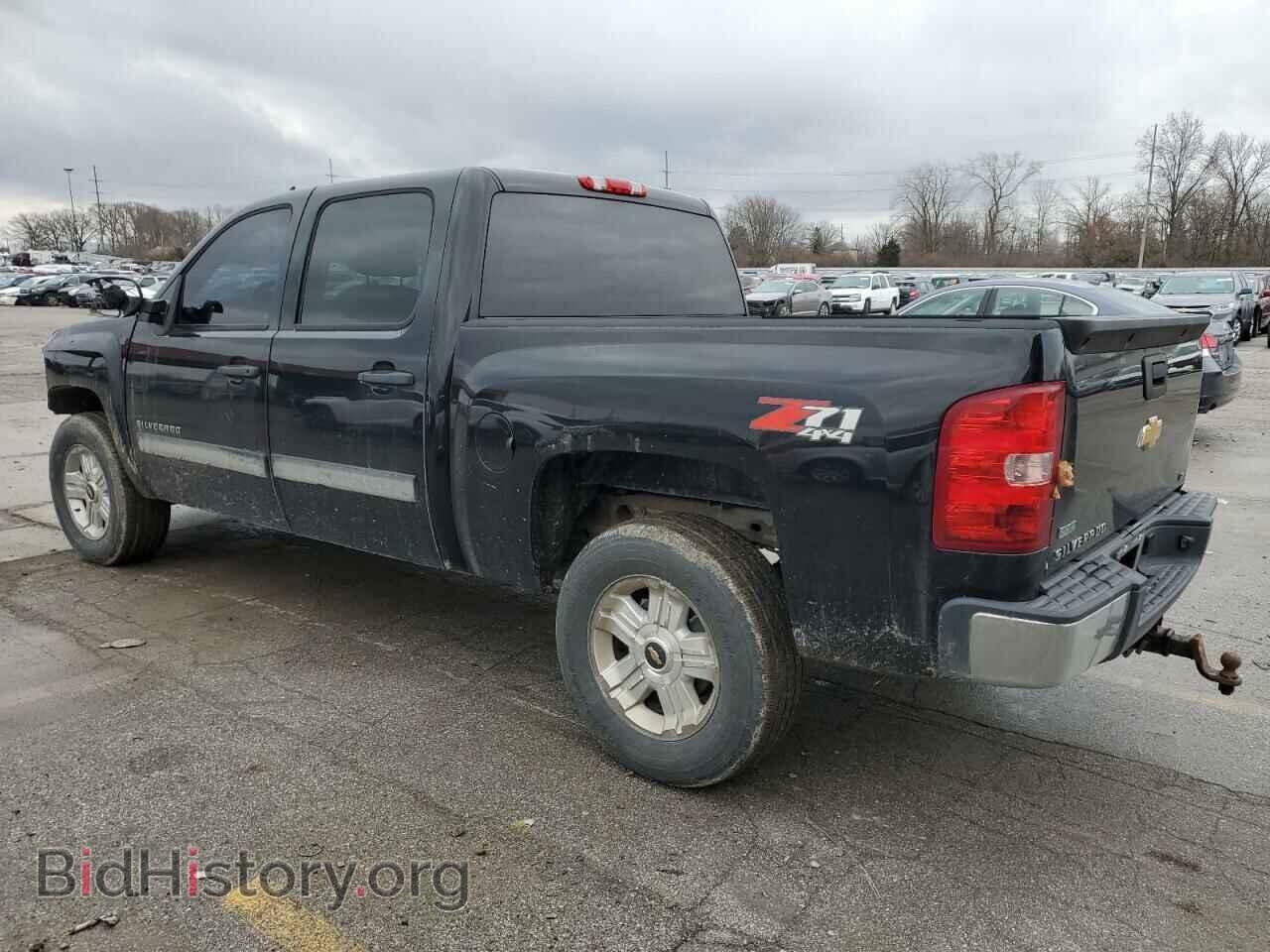2011 CHEVROLET ALL Models - VIN: 3GCPKSE37BG227532 - Фото 2