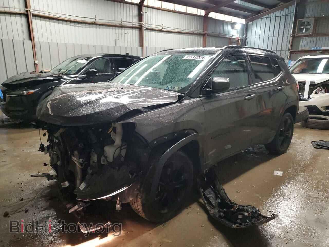 Photo 3C4NJDBB9KT806921 - JEEP COMPASS 2019