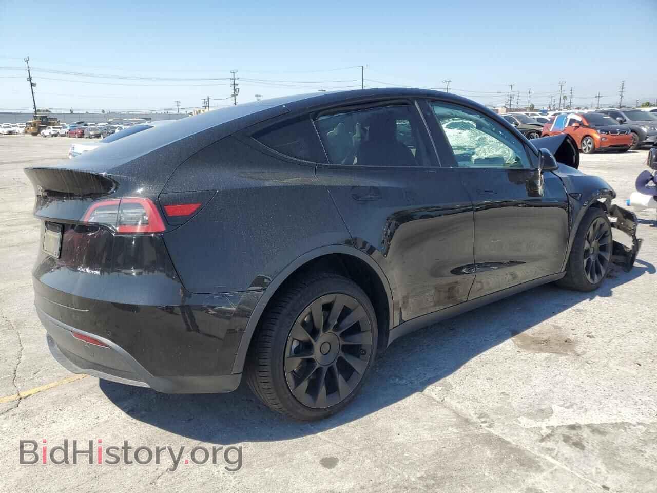 2022 TESLA MODEL Y - VIN: 7SAYGDEE7NF352529 - Фото 3