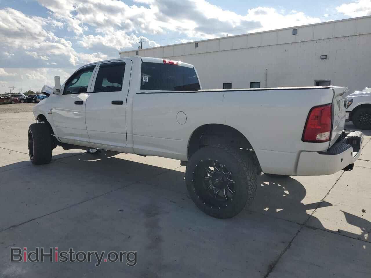 2014 RAM All Models - VIN: 3C6UR5HL1EG109886 - Фото 2