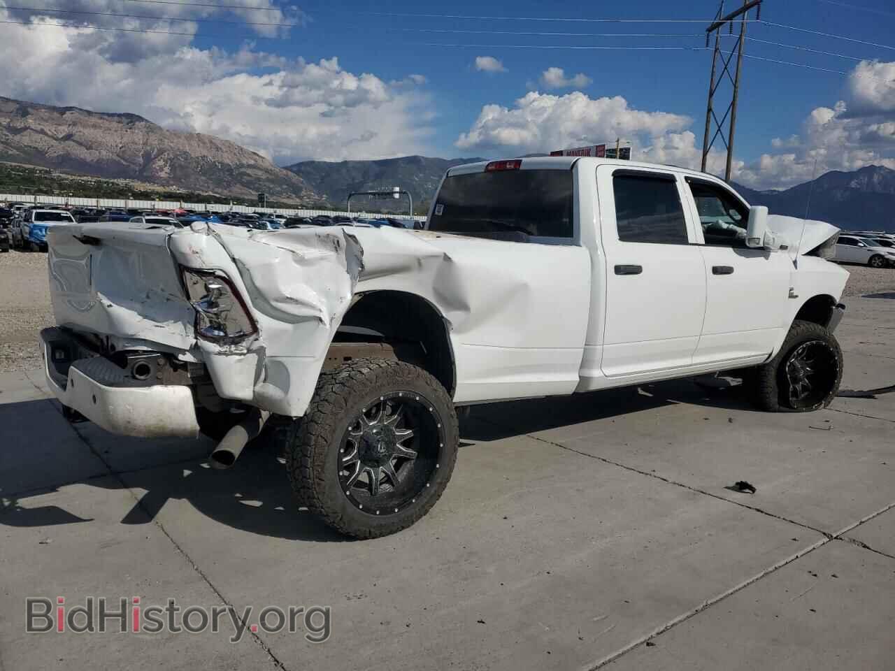 2014 RAM All Models - VIN: 3C6UR5HL1EG109886 - Фото 3