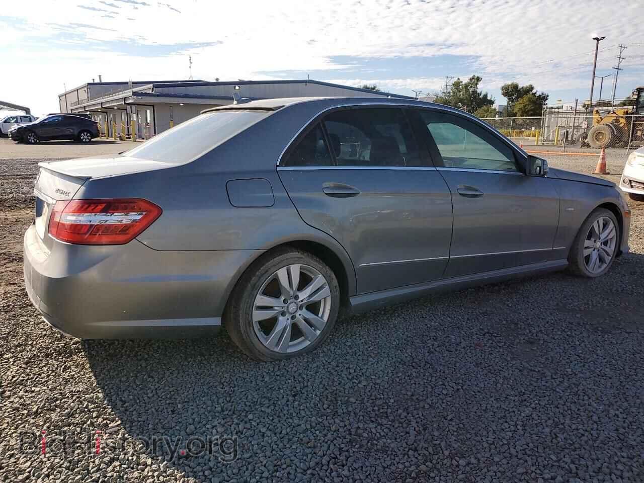 2012 MERCEDES-BENZ E-CLASS - VIN: WDDHF2EB7CA609324 - Photo 3