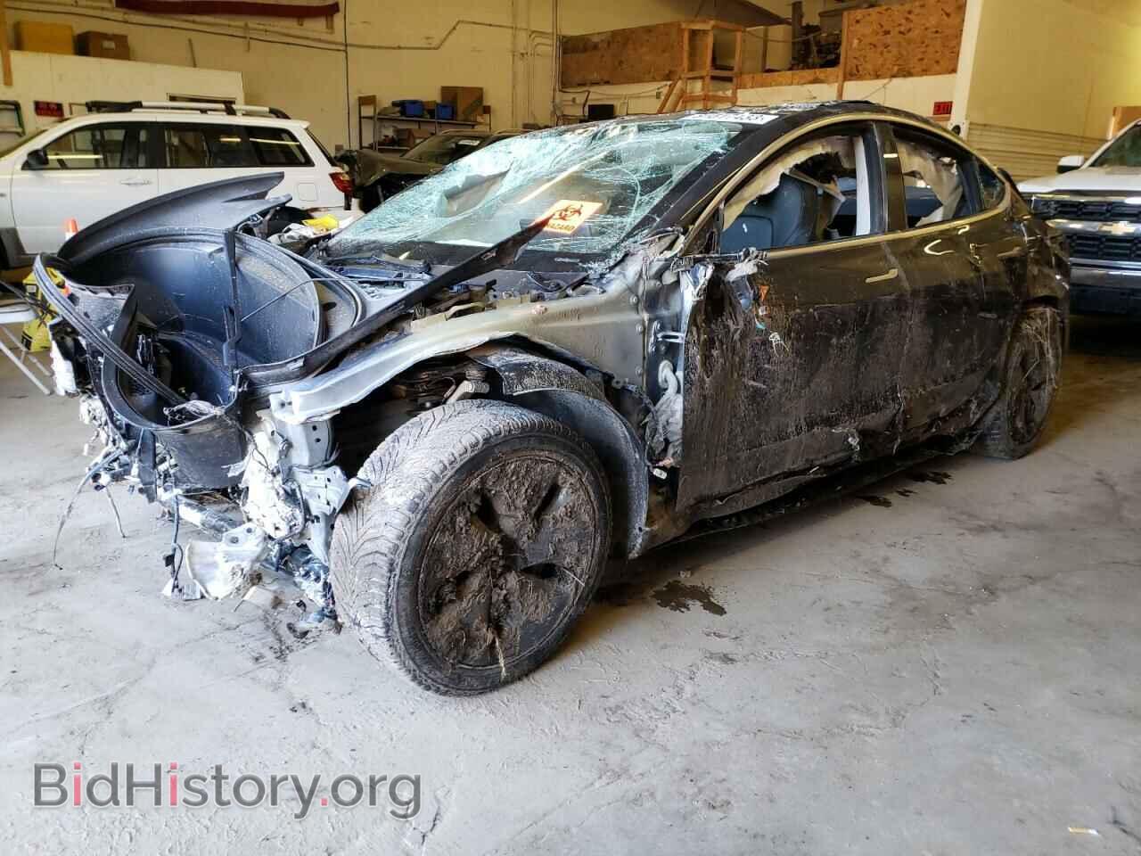 Фотография 5YJ3E1EB6LF663447 - TESLA MODEL 3 2020