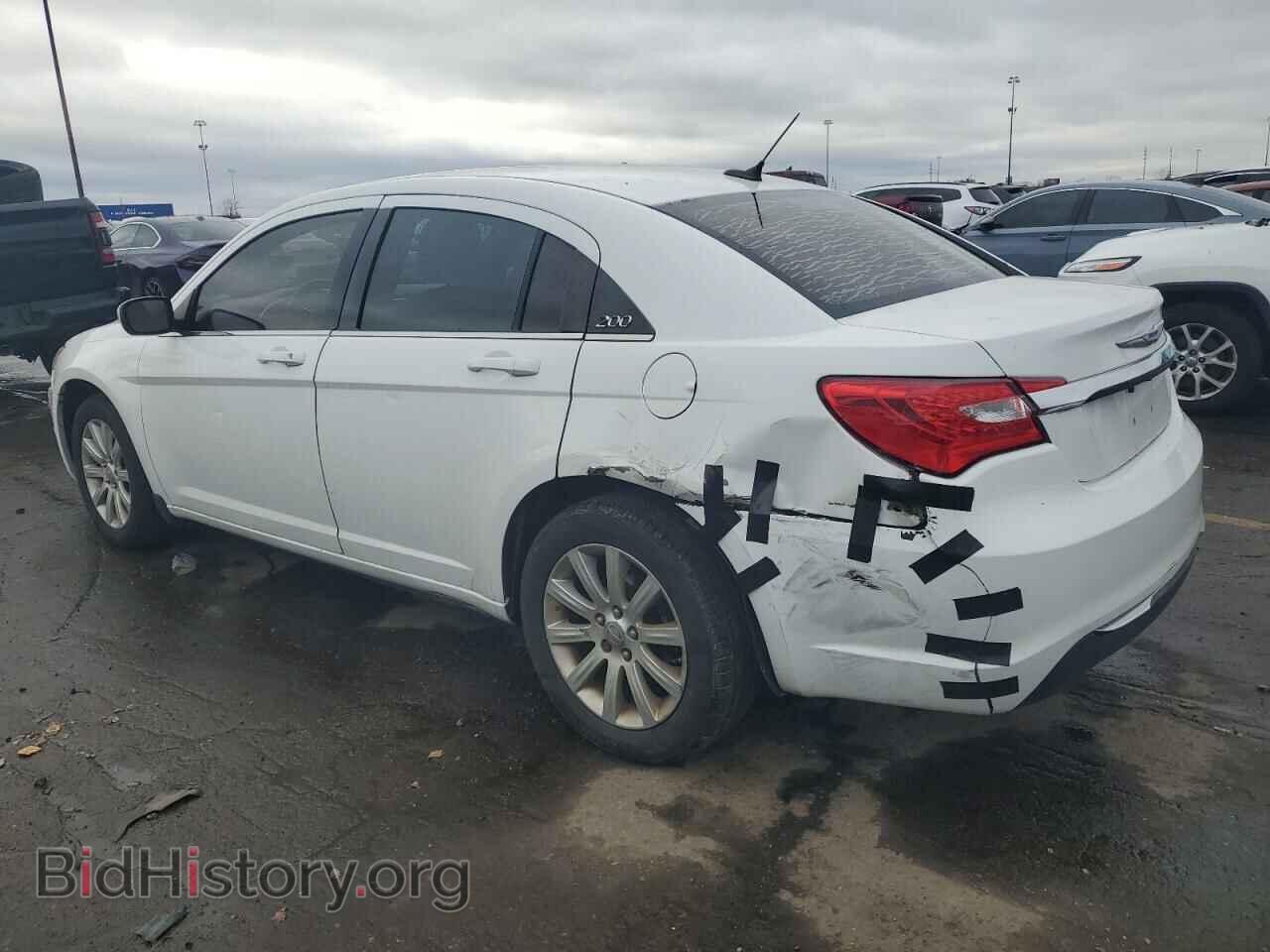 2013 CHRYSLER 200 - VIN: 1C3CCBBB8DN543205 - Фото 2