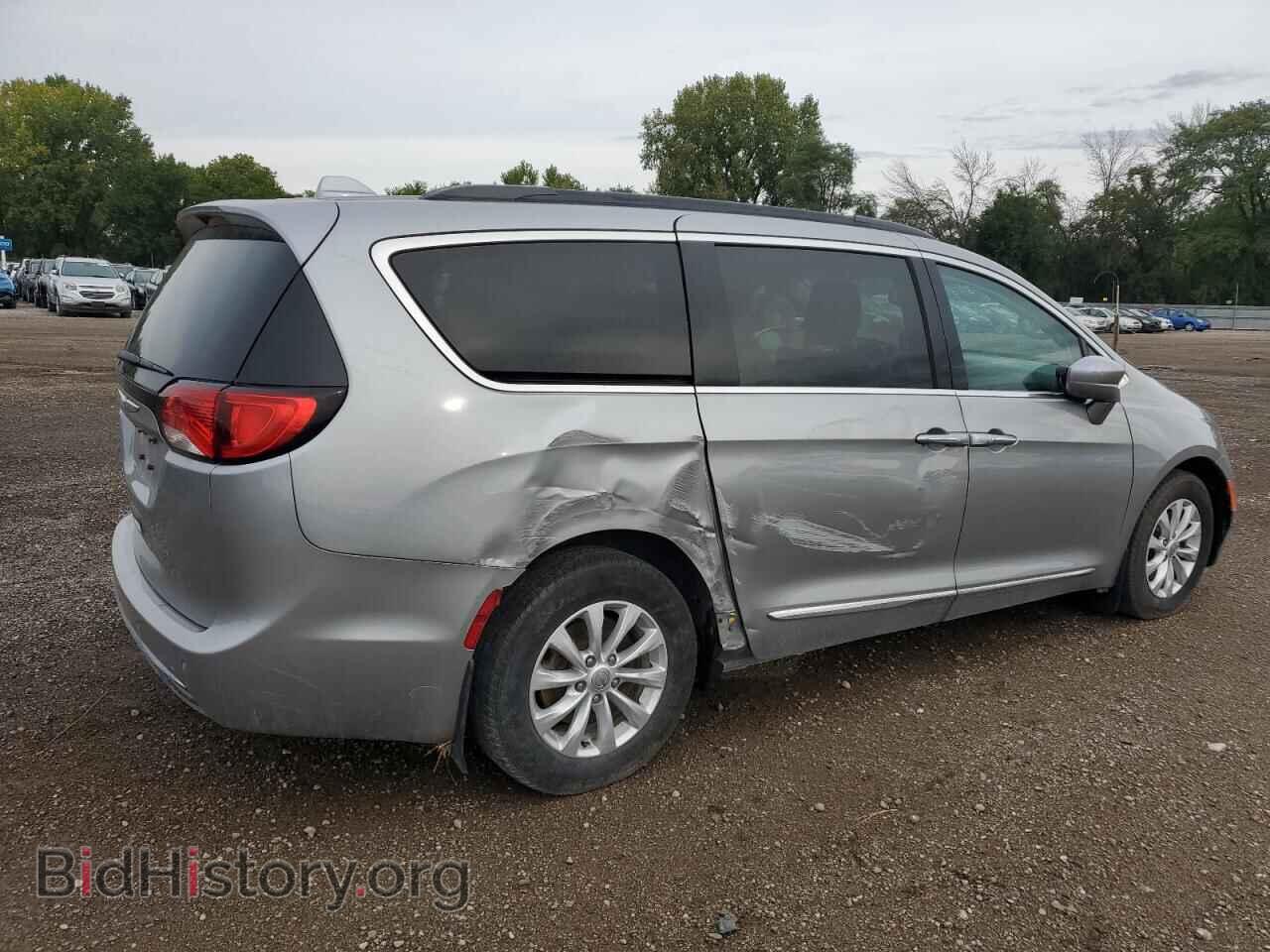 2017 CHRYSLER PACIFICA - VIN: 2C4RC1BGXHR592751 - Фото 3