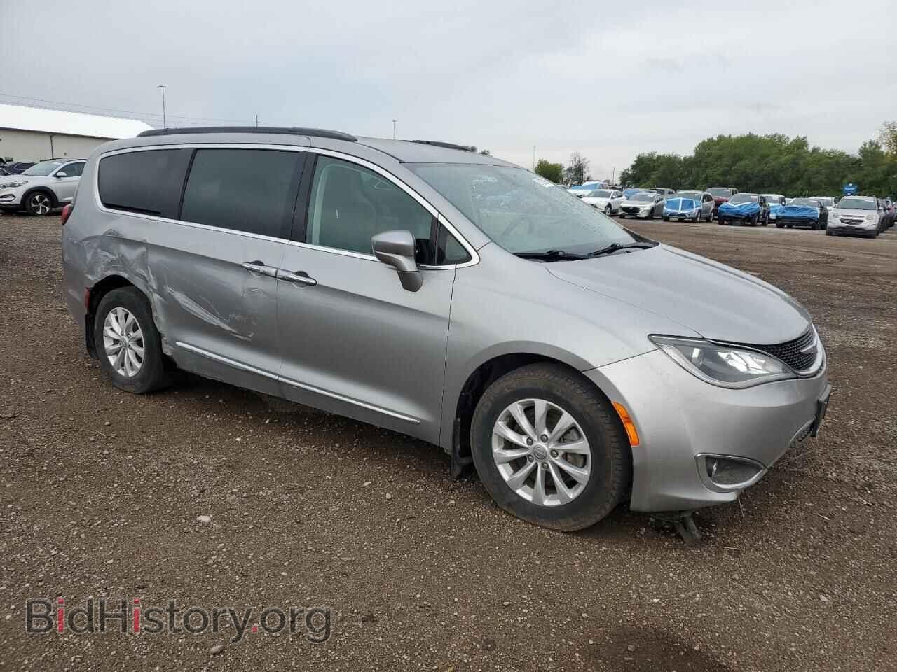 2017 CHRYSLER PACIFICA - VIN: 2C4RC1BGXHR592751 - Фото 4