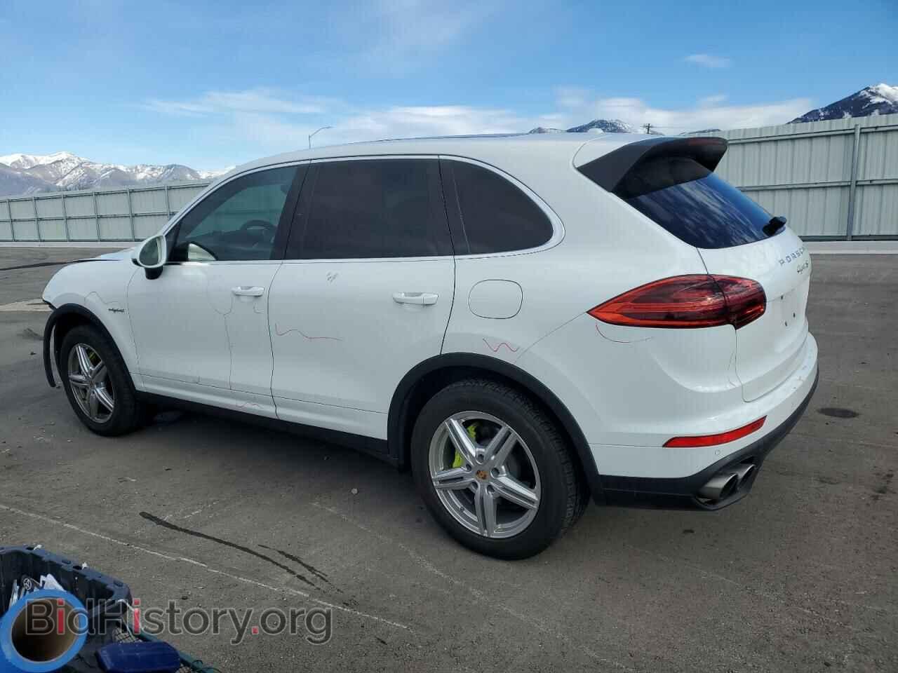 2016 PORSCHE CAYENNE - VIN: WP1AE2A2XGLA64524 - Фото 2