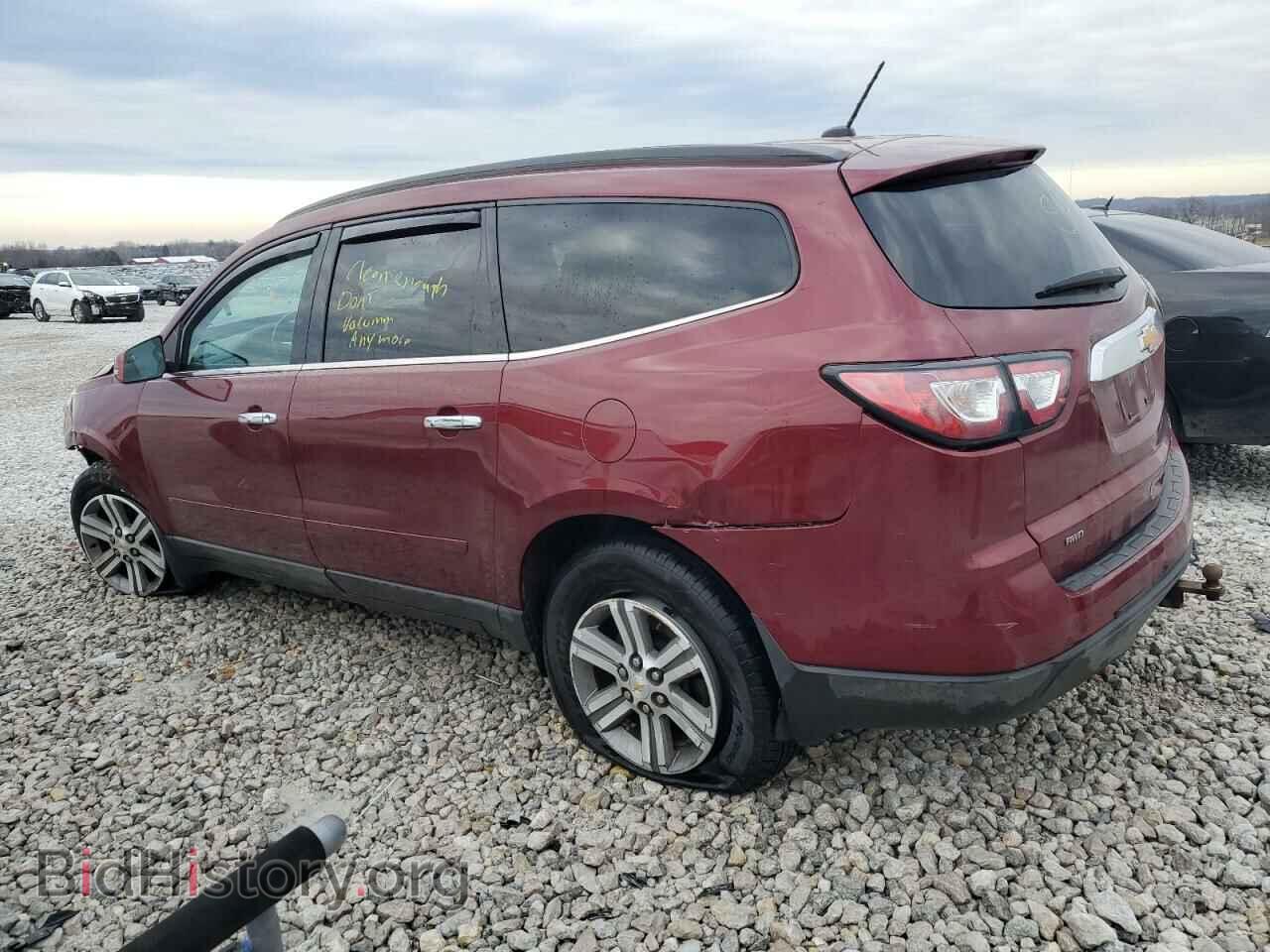 2015 CHEVROLET TRAVERSE - VIN: 1GNKVHKD3FJ359930 - Фото 2