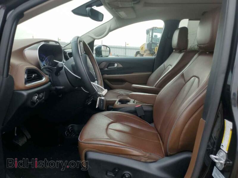 2017 Chrysler PACIFICA (VIN 2C4RC1GG8HR528605) — photo 7 of 14