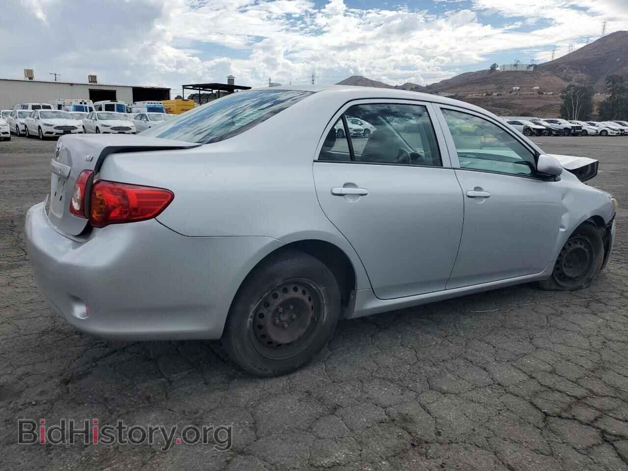 2009 TOYOTA COROLLA - VIN: JTDBL40E099064597 - Фото 3