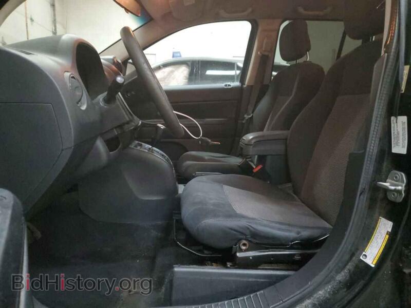 2011 Jeep COMPASS (VIN 1J4NT1FBXBD155818) — photo 7 of 13